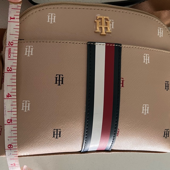Tommy Hilfiger Tan Crossbody Bag - Picture 7 of 9